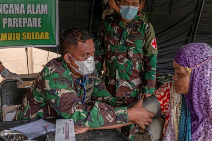 Número de vítimas em terremoto na Indonésia sobe para 56