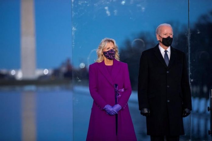 Biden anuncia retorno dos Estados Unidos à OMS e ao Acordo de Paris