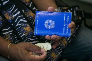 Medo do desemprego cresce no país, revela CNI