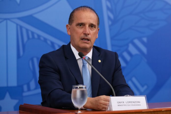 Onyx Lorenzoni, ministro da Cidadania, é o entrevistado do ‘Direto ao Ponto’ desta segunda-feira