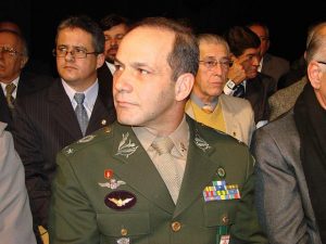 General Peternelli lança oficialmente a candidatura à presidência da Câmara
