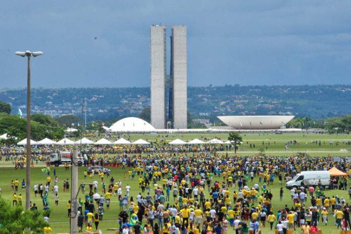 Para 46,5%, política em 2021 vai ser ‘a mesma história de sempre’, diz pesquisa