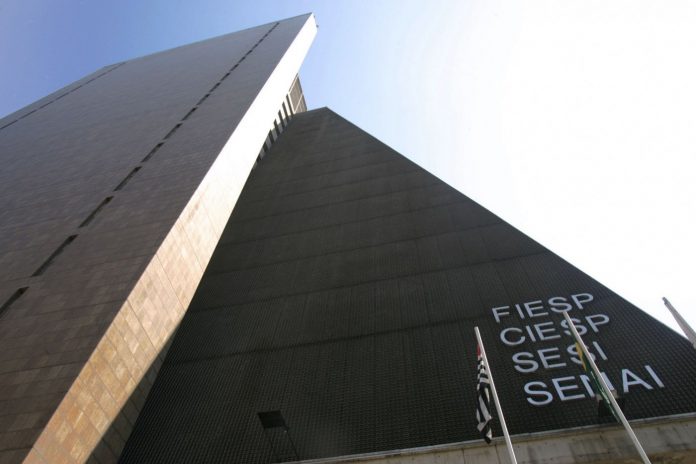 Pazuello diz a prefeitos que vacinação contra Covid-19 será iniciada dia 20 de janeiro em todo o país