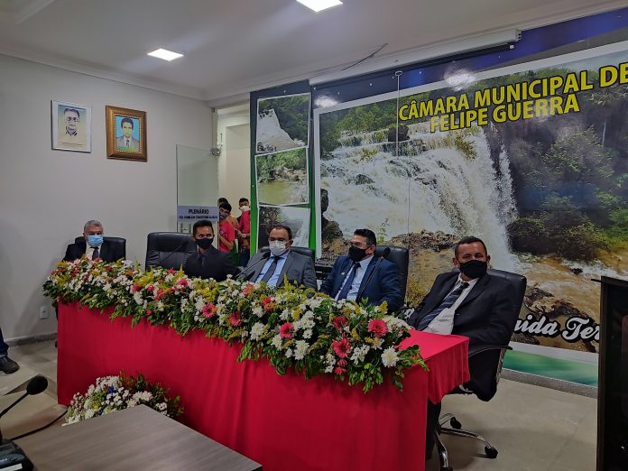 Marcos Aurélio é eleito novo presidente da Câmara de vereadores de Felipe Guerra.