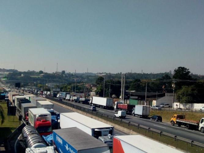 Entidade com 800 mil caminhoneiros adere à greve marcada para 1º de fevereiro