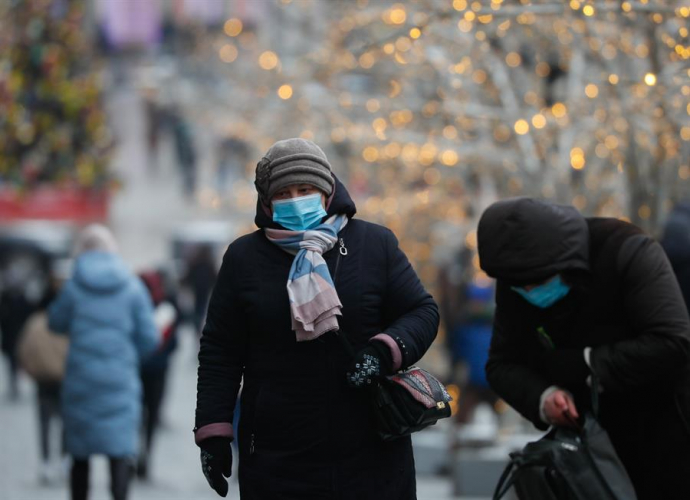 Rússia inicia testes clínicos de vacina contra Covid-19 de dose única