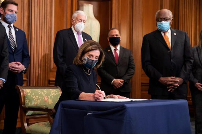 Impeachment de Trump: saiba o que acontece após a aprovação do processo na Câmara