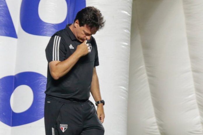 Para Diniz, São Paulo precisa de união para continuar lutando pelo título no Brasileirão