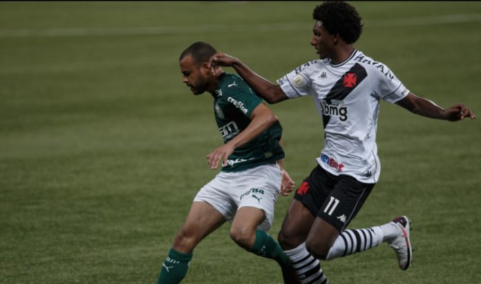 De olho na final da Libertadores, Palmeiras empata com Vasco no Brasileirão