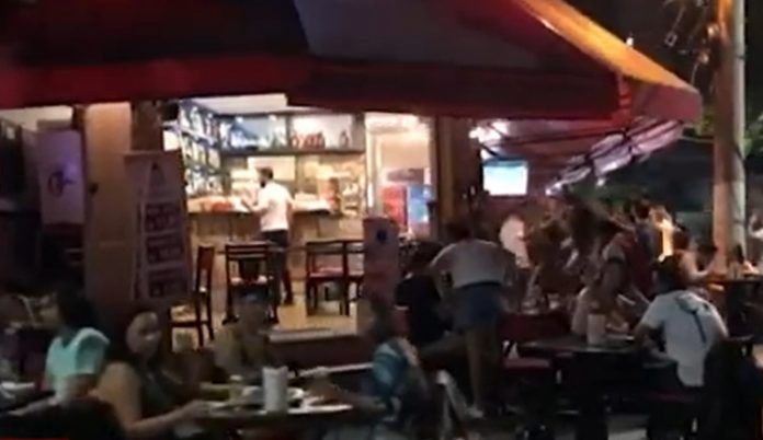 Bares abertos em plena fase vermelha tem clima de ‘pancadão’ em São Paulo