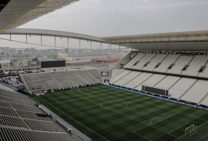 Presidente do Corinthians coloca estádio à disposição para receber vacina contra a Covid-19