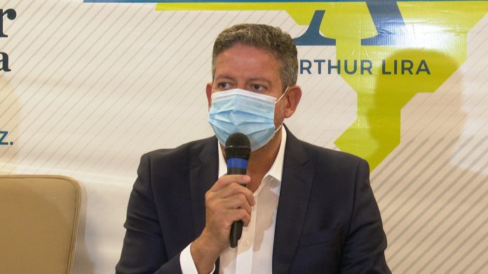 Arthur Lira (PP-AL) visita a Paraíba em busca de apoio para a eleição da Câmara dos Deputados