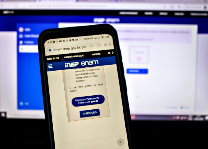 Enem digital é aplicado neste domingo em 104 cidades brasileiras