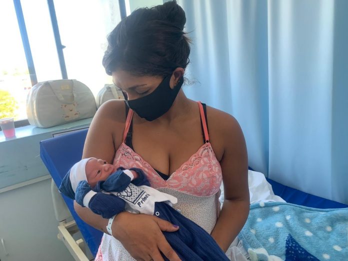 Primeiro bebê a nascer em 2021 em Natal é um menino