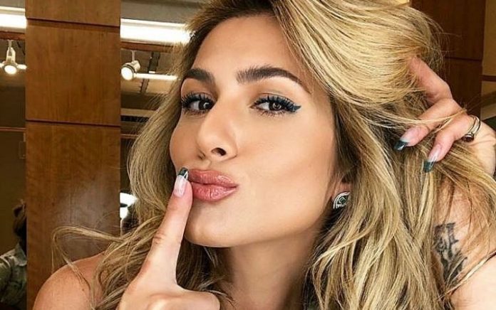 Lívia Andrade vai à Justiça contra Pétala Barreiros e diz: ‘Nunca fui amante’