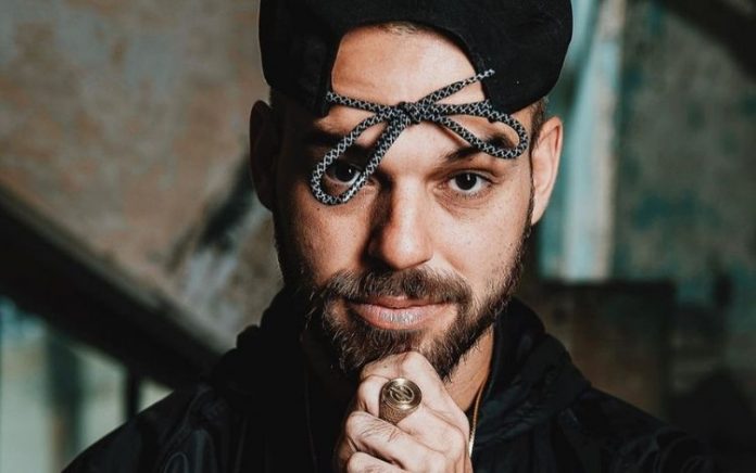 Papatinho dá detalhes das suas parcerias com Anitta, Snoop Dogg e Will.i.am