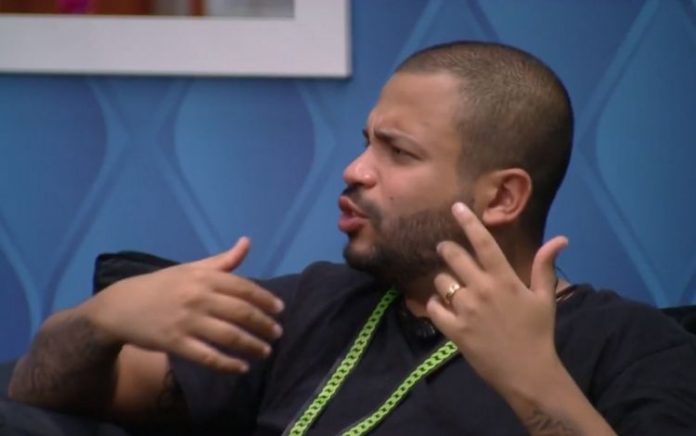 Projota diz no ‘BBB 21’ que Pyong foi eliminado por sua ‘arrogância’ e cita assédio; assista