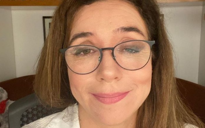 Marisa Orth tem conta do Facebook bloqueada após mentir a idade: ‘Fiz cagada’