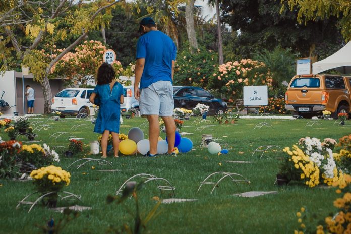 Dia da Saudade: psicóloga do luto aponta melhores formas de revisitar as lembranças