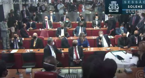 Vereadores de João Pessoa tomam posse e elegem a nova mesa diretora da Câmara