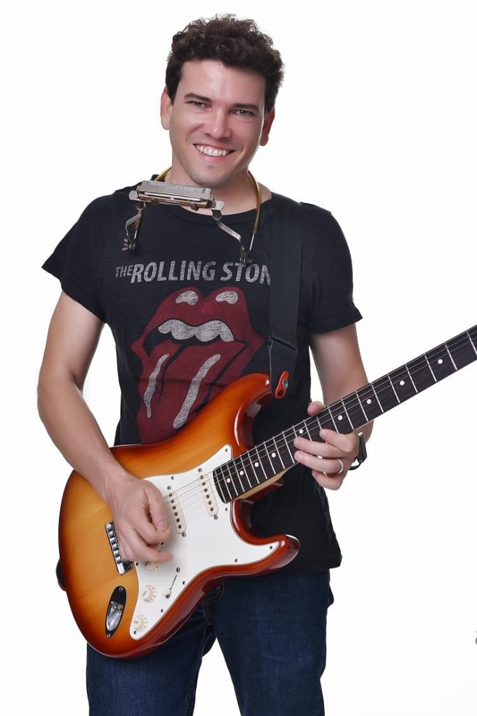 Cantor potiguar Diogo das Virgens lança música ‘Todo mundo no verão!’