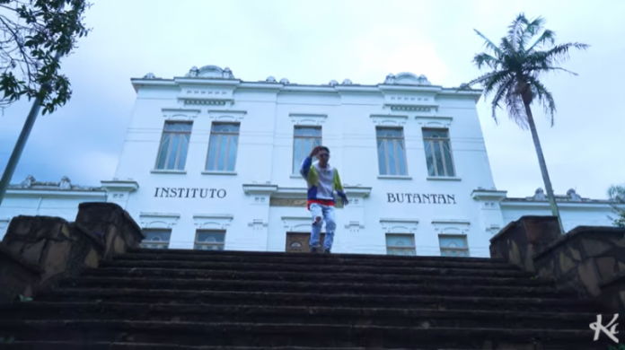 MC Fioti lança remix de ‘Bum Bum Tam Tam’ gravado no Instituto Butantan; assista ao clipe