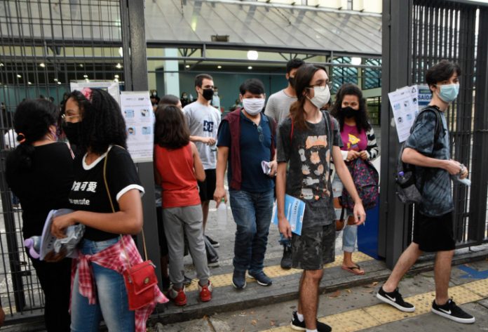 Enem tem abstenção recorde de 51,5% e ministro culpa ‘mídia’