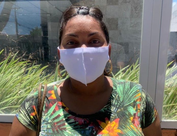 Mulher de 28 anos faz Enem em João Pessoa pelo sonho de um dia conseguir assinar a carteira