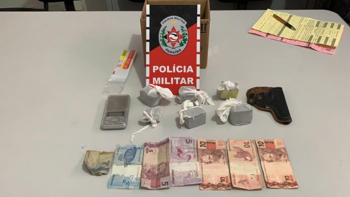 Grávida suspeita de tráfico de drogas é presa no dia do aniversário, em Bayeux, PB