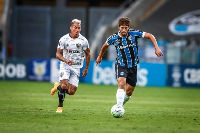 Grêmio e Atlético-MG empatam em 1 a 1 e perdem chance de se aproximarem da liderança