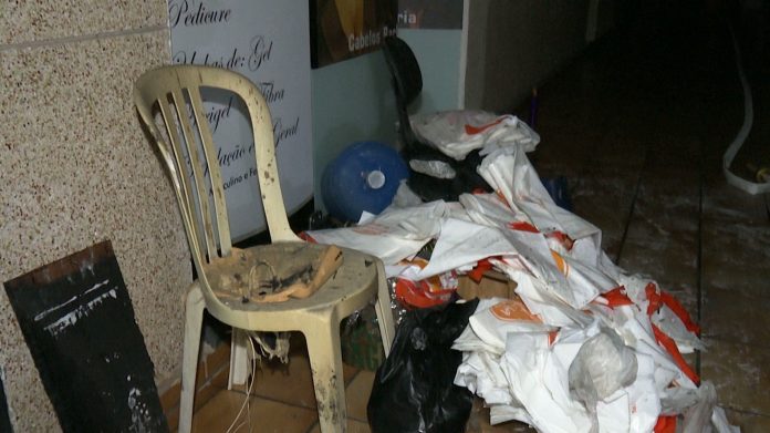Princípio de incêndio é registrado em salão de beleza e danifica produtos, em João Pessoa