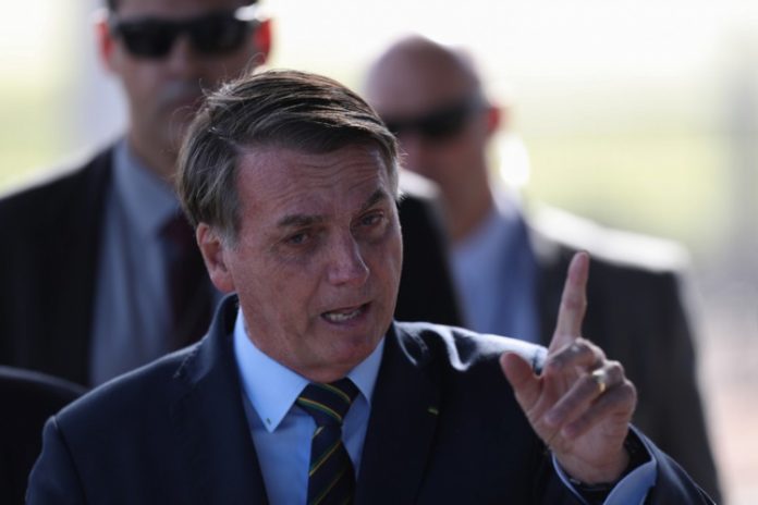 LDO: Bolsonaro veta trecho que impede cortes de gastos com o enfrentamento da pandemia