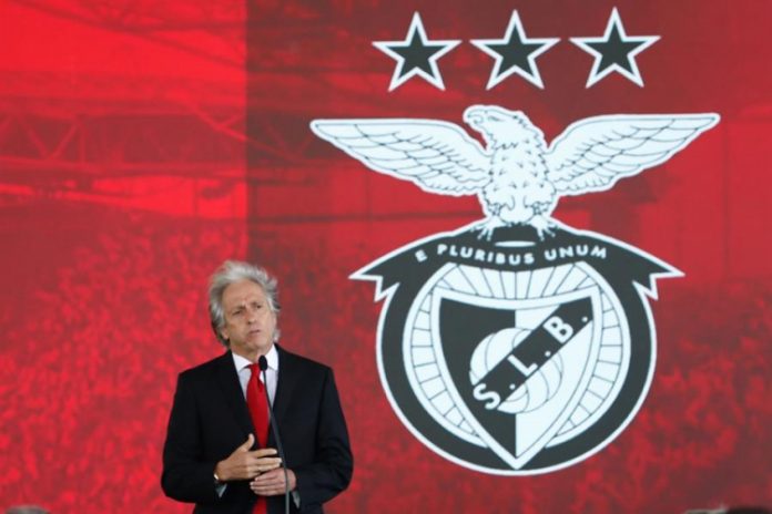 Jorge Jesus diz estar insatisfeito no Benfica: ‘Cansado de não ser o primeiro’