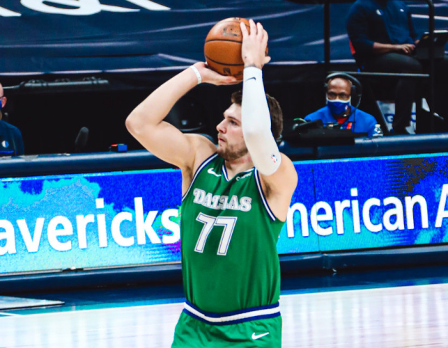 Contra os Bulls, Luka Doncic tem atuação de gala e supera Michael Jordan na NBA