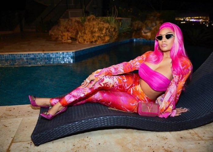 Nicki Minaj mostra rosto do filho pela primeira vez: ‘Obrigado por me escolher para ser sua mãe’
