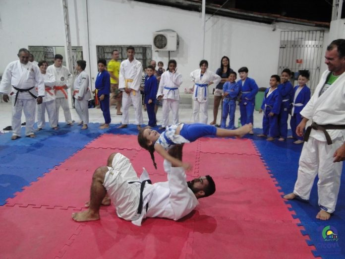 Projeto financiado pelo Criança Esperança inscreve para aulas de esporte e dança, em João Pessoa