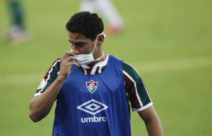 Paulo Henrique Ganso é operado após ser diagnosticado com apendicite