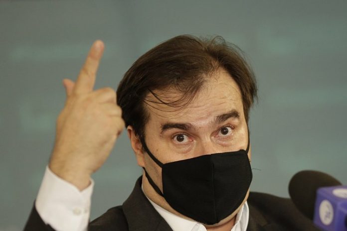 ‘Única certeza que tenho é que Baleia Rossi será presidente da Câmara’, diz Maia