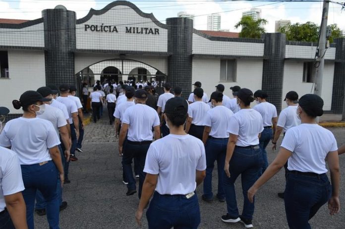Polícia Militar realiza cerimônia de apresentação de novos alunos para curso de formação de soldados no RN