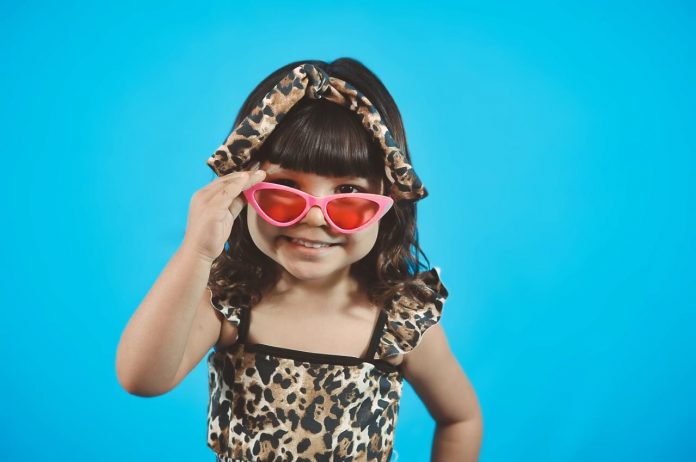 Ao 2 anos, mini-influencer na Paraíba tem mais de 100 mil de seguidores: ‘ela não entende ainda’, diz mãe