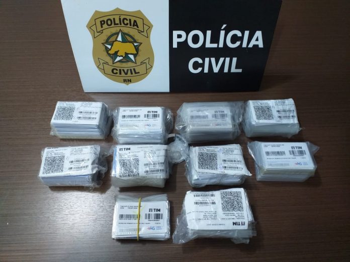 Polícia prende empresário após encontrar 449 chips de celular furtados de loja concorrente no RN