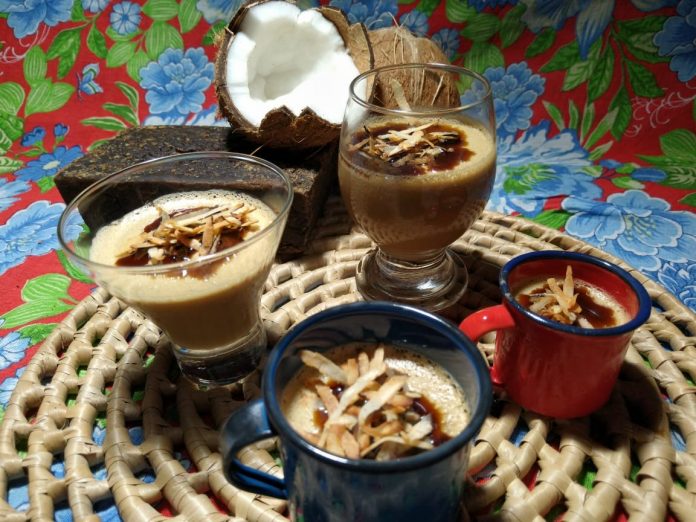 Aprenda a fazer uma deliciosa mousse de rapadura com coco