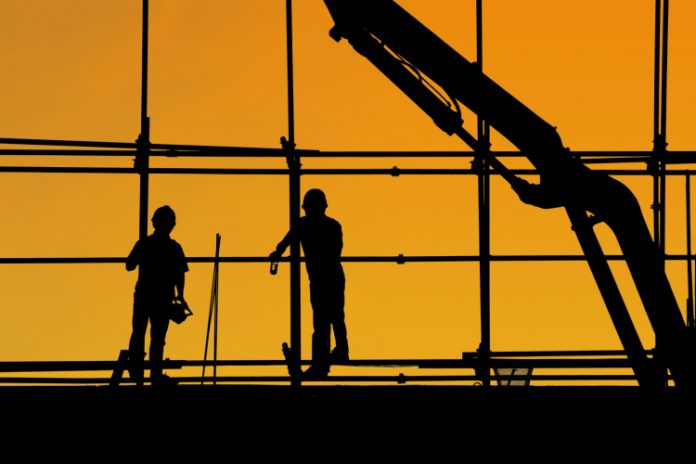 Construção civil ‘dribla’ pandemia com liderança nas contratações e aumento das vendas