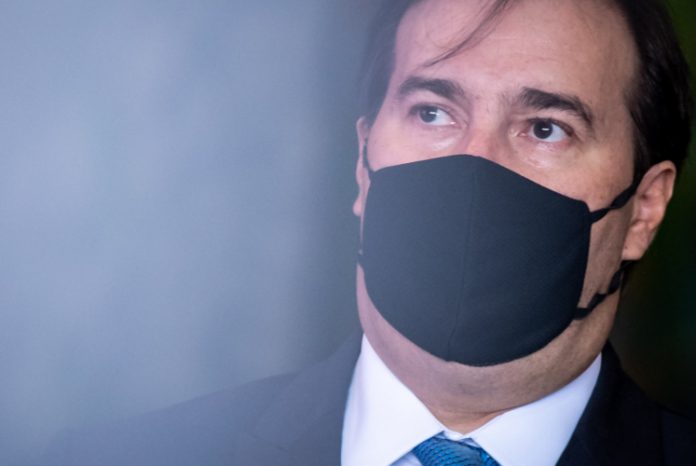 Maia reclama de divisão e diz que DEM pode virar ‘o partido da boquinha’