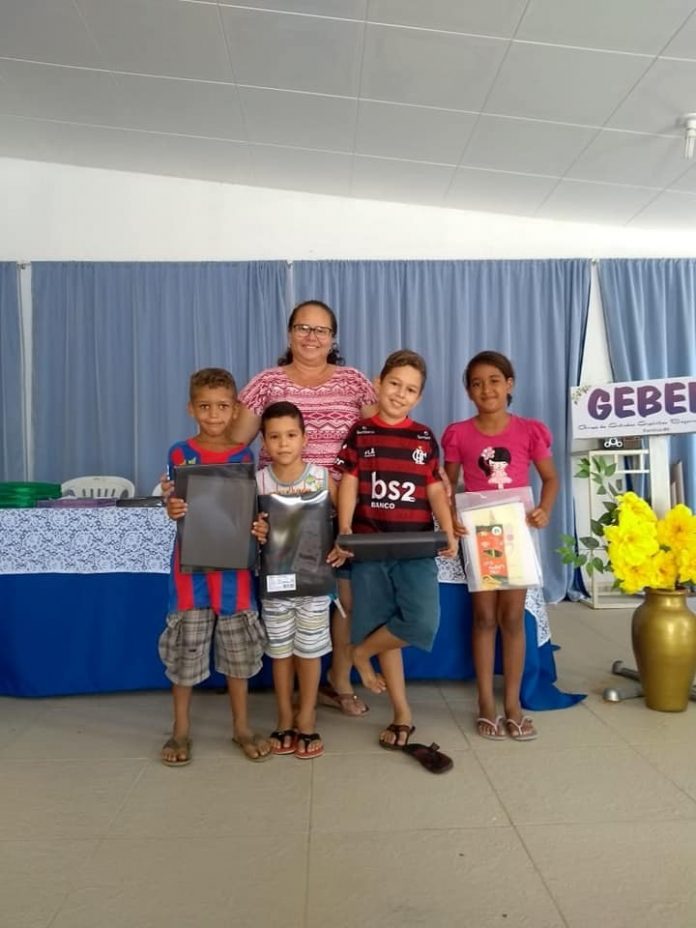 Projeto idealizado por professora arrecada material escolar e ajuda mais de mil crianças no interior do RN