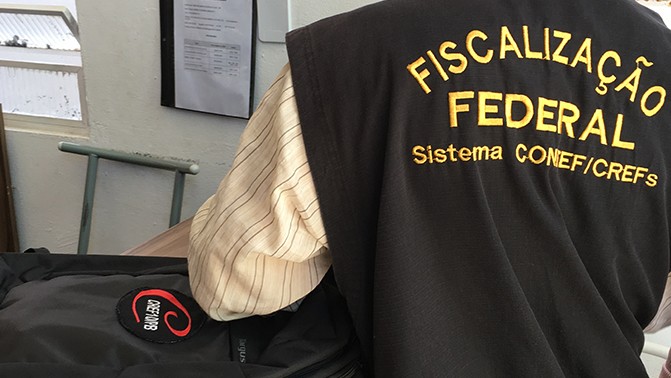 Academias e profissionais de educação física irregulares são notificados no Sertão da PB