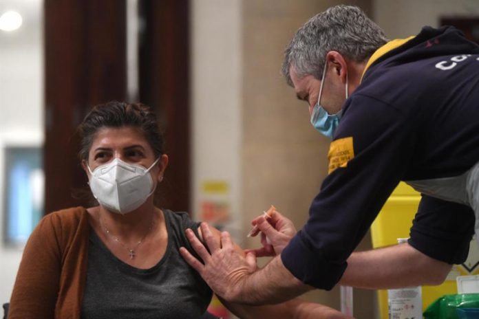 Reino Unido registra seis casos de Covid-19 com a variante de Manaus