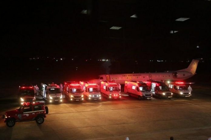 Dois pacientes de Manaus com Covid-19 são internados na UTI, em Campina Grande