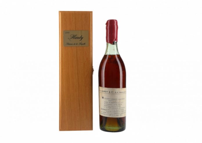 Conhaque de 1777 é vendido por R$ 306 mil e se torna um dos mais caros do mundo