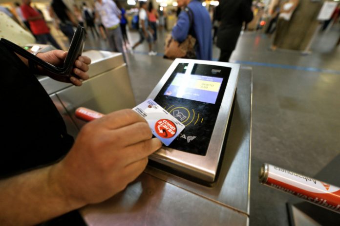 Idosos entre 60 e 64 anos não têm mais transporte gratuito em São Paulo